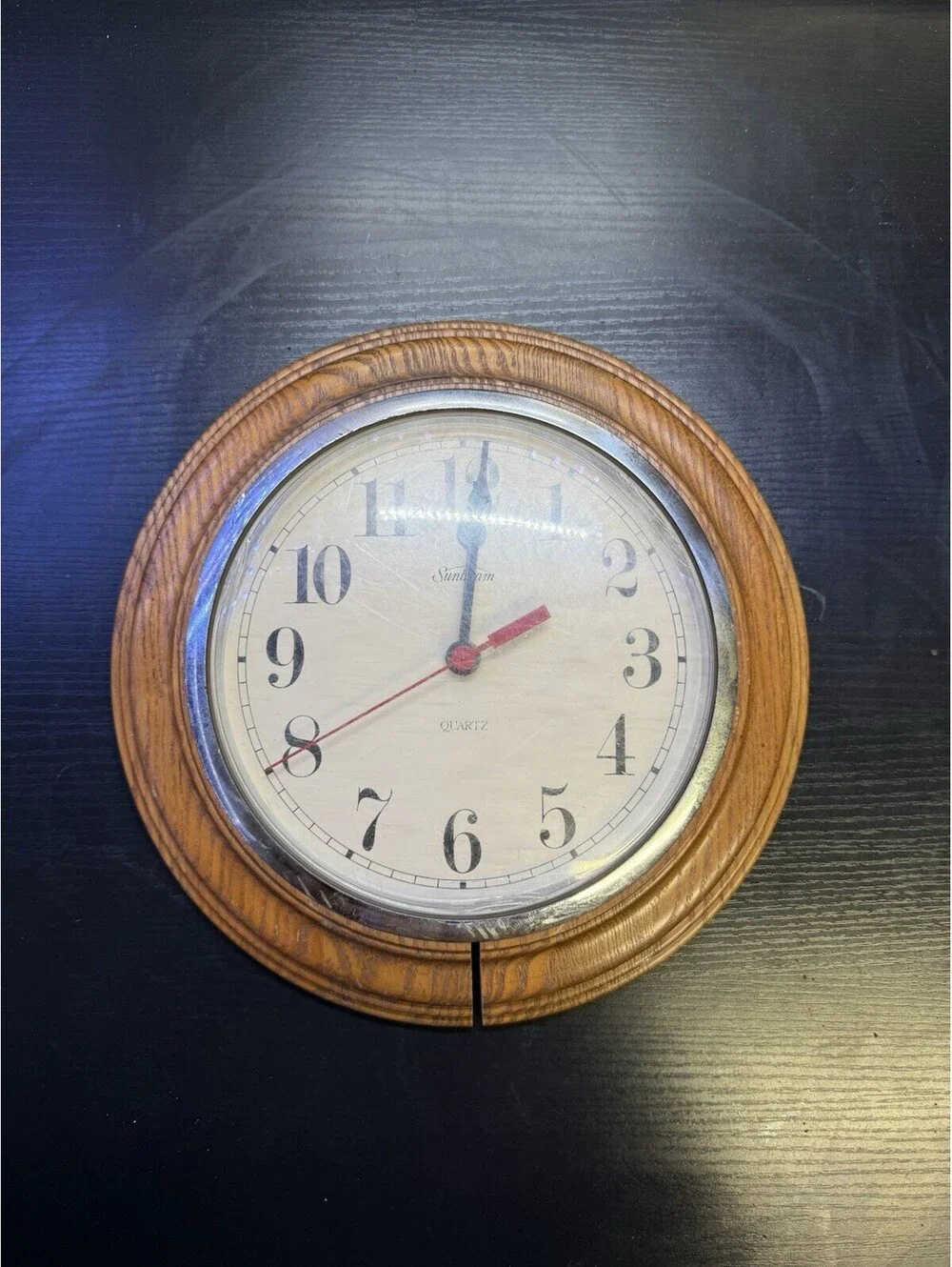 Vintage U.S.A Made Sunbeam Wood Wall Clock Quartz Battery 882-815 Art Deco MCM